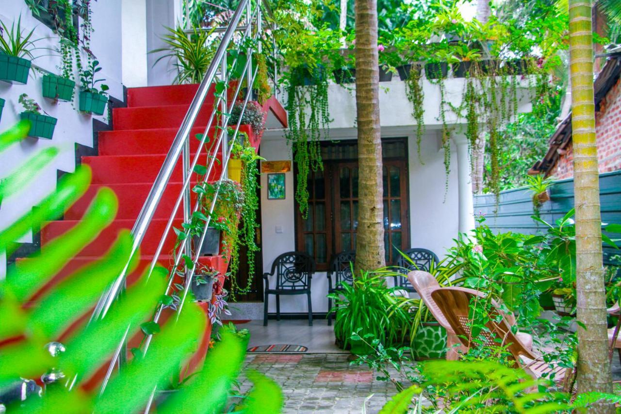 Sigiri Tarushan Home Stay Σιγκιρίγια Εξωτερικό φωτογραφία