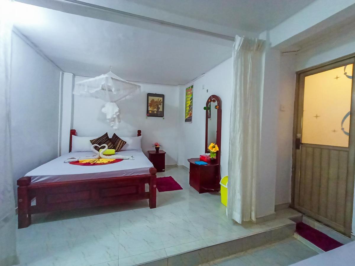Sigiri Tarushan Home Stay Σιγκιρίγια Εξωτερικό φωτογραφία