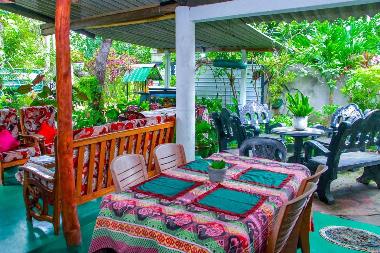 Sigiri Tarushan Home Stay Σιγκιρίγια Εξωτερικό φωτογραφία