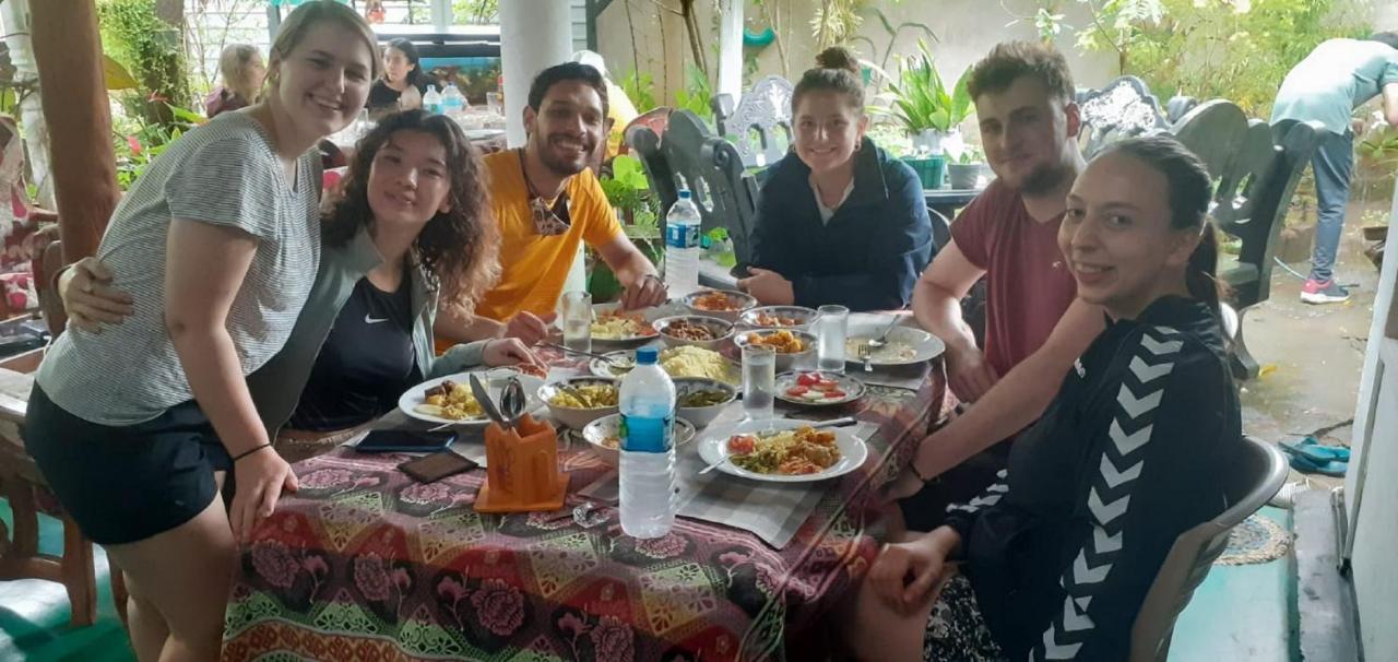 Sigiri Tarushan Home Stay Σιγκιρίγια Εξωτερικό φωτογραφία